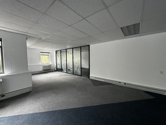 To Let Commercial Property for Rent in Newlands Western Cape